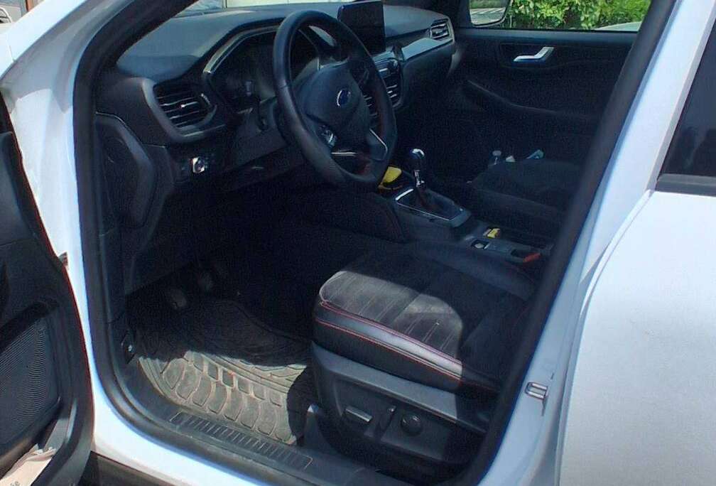 Ford Kuga 1.5 EcoBoost FWD ST-Line
