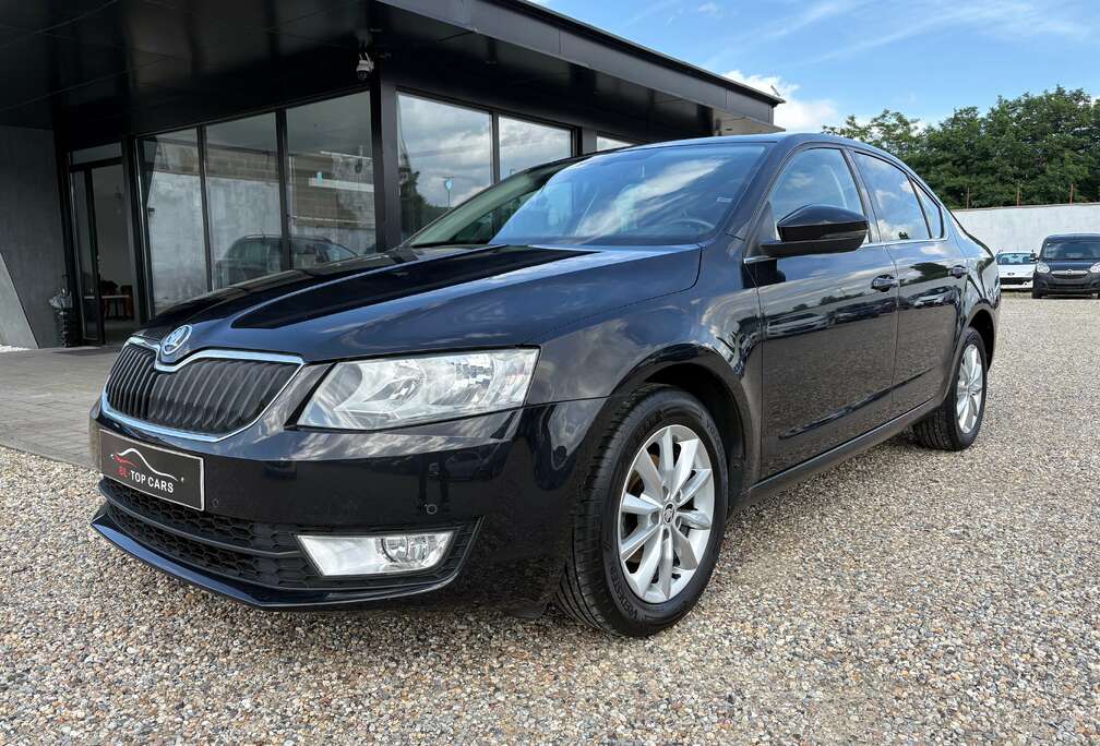 Skoda Octavia 1.6 CR TDi Active ** 12 Mois De Garantie **