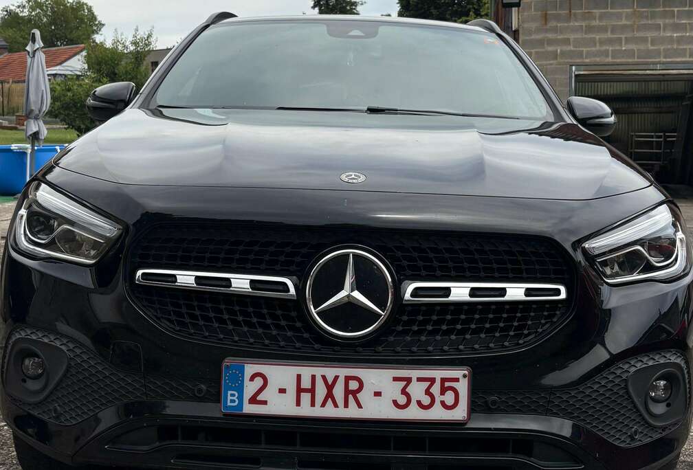 Mercedes-Benz GLA 200