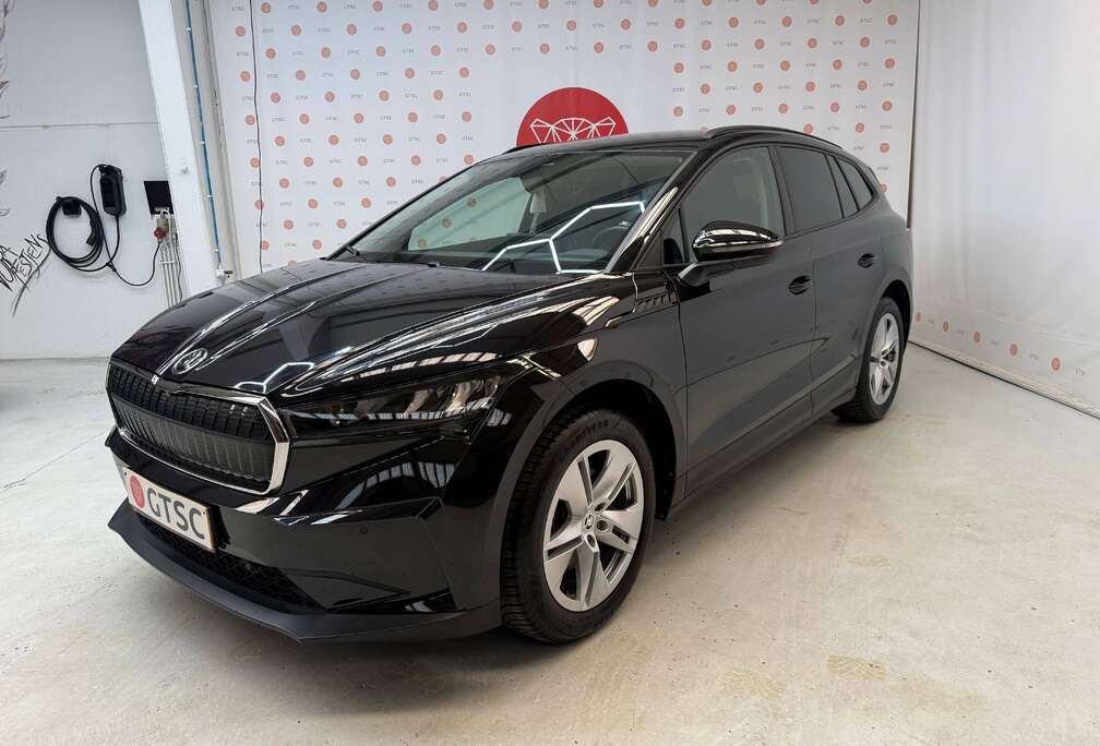 Skoda Enyaq 55kWh 50 Electric Cruise control 19\