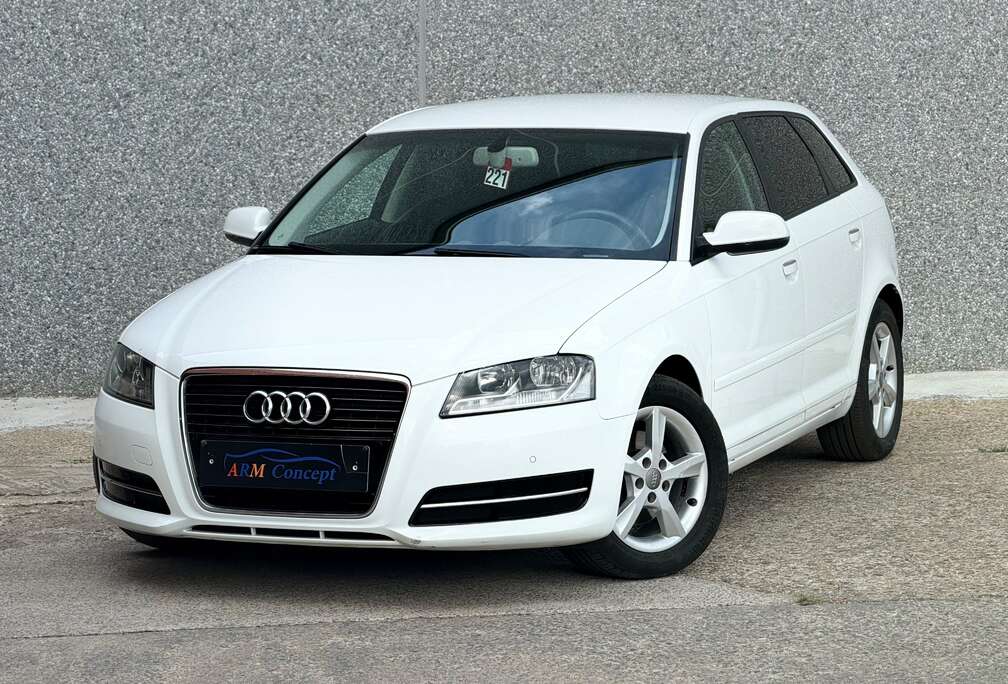 Audi A3 Sportback 1.4 TFSI essence 2012 garantie 12 Mois