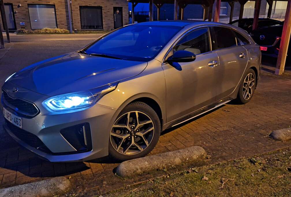 Kia ProCeed 1.4 T-GDI OPF GT LINE