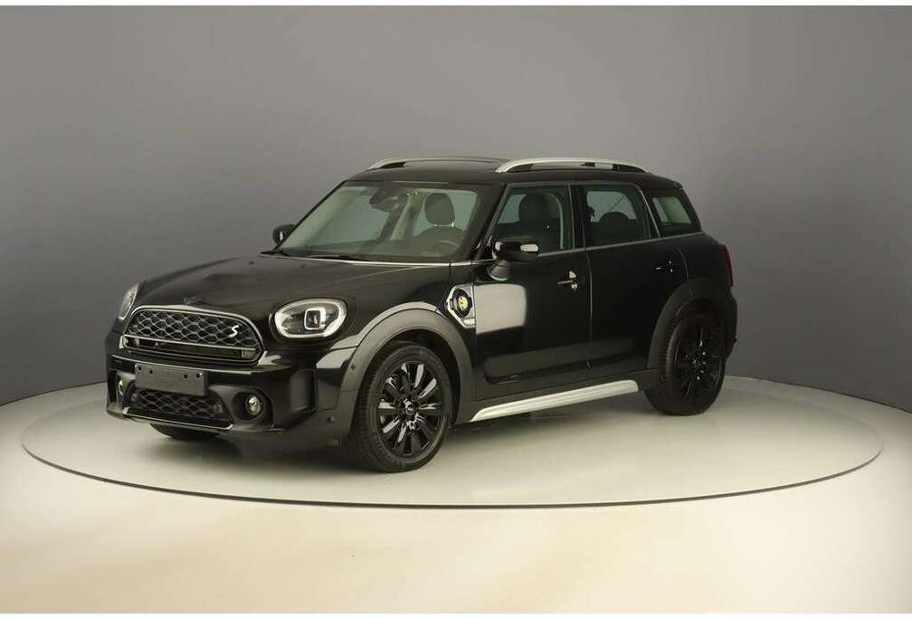 MINI ALL4 220pk Classic Trim