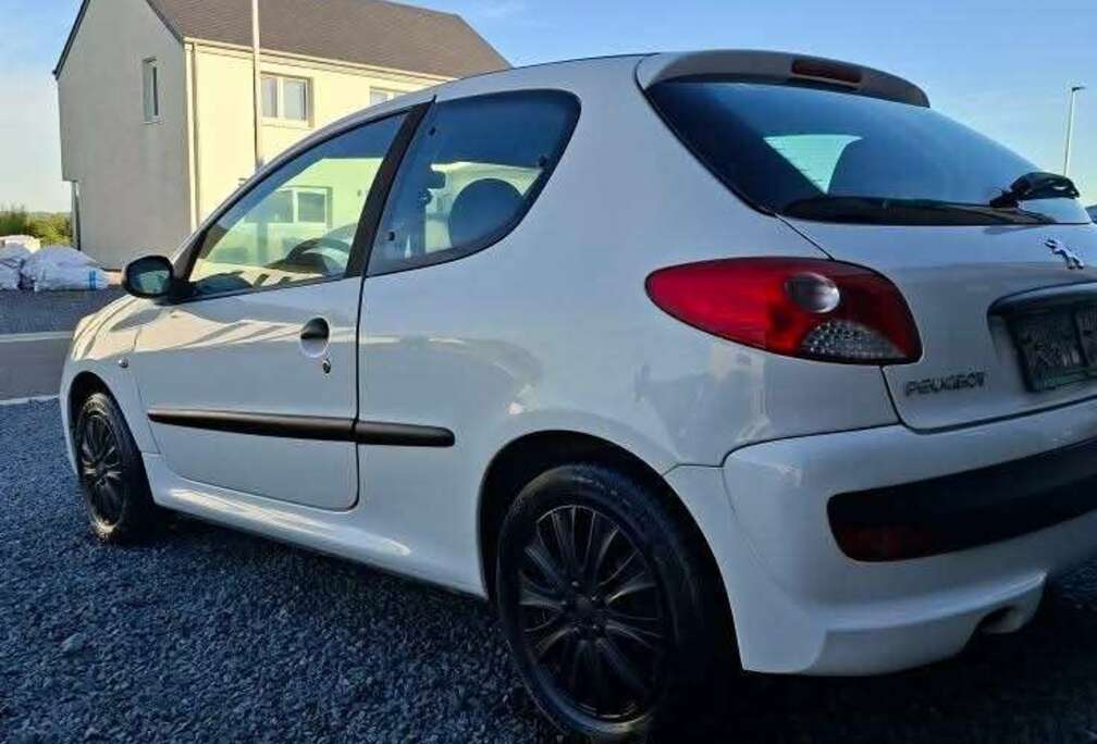 Peugeot 206+ 1.1i génération