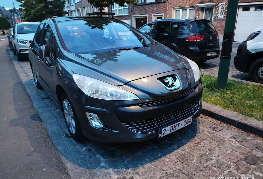 Peugeot 1.6 VTi 120ch Premium ( bien lire l\'annonce)