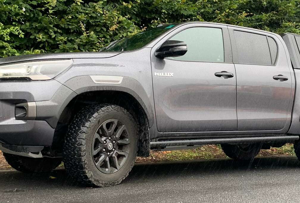 Toyota HiLux 4x4 Double Cab Autm. Invincible