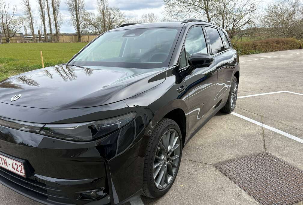C10 69.9 kWh Pro Design Design