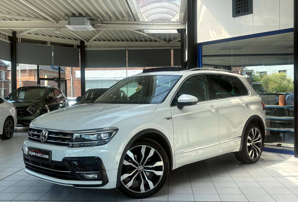 Volkswagen Tiguan 1.4 TSI *4MOTION * R-LINE * XENON * CUIR * TOIT * VIR COC * CAMERA 360 * GPS * CARPLAY * JANTES *