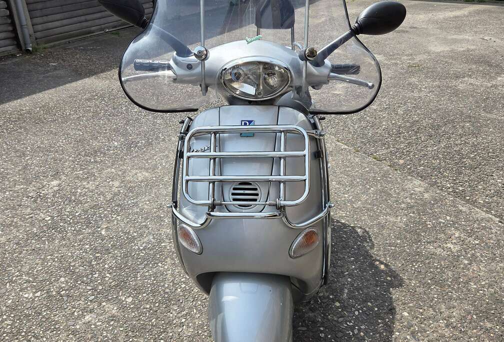 Piaggio 150 cc