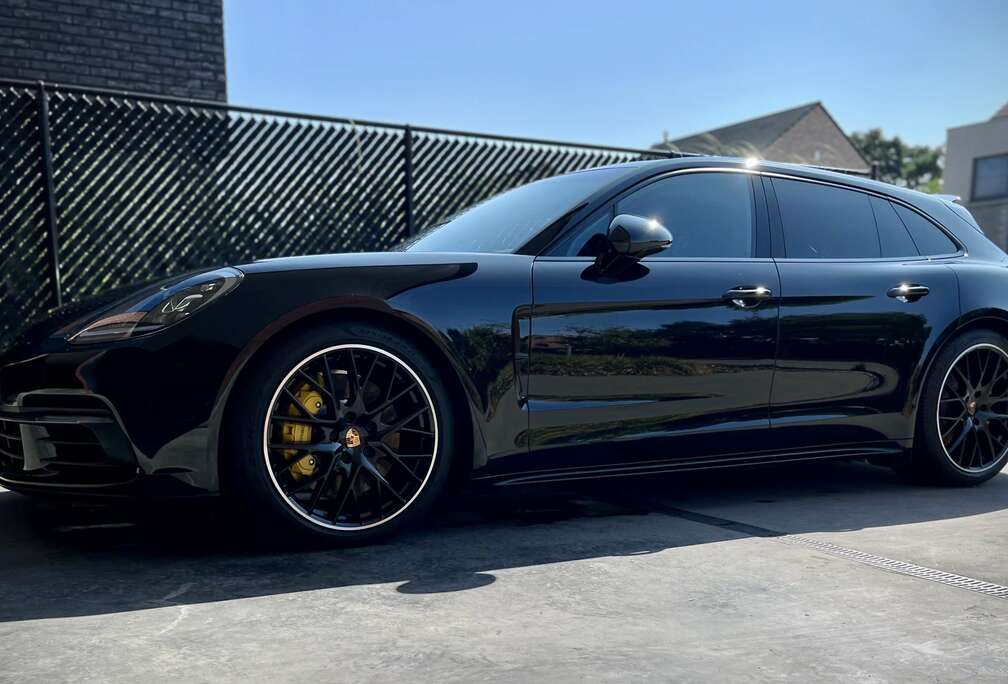 Porsche Panamera 4 Sport Turismo