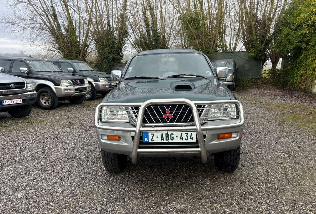 Mitsubishi Double cabine climatisation