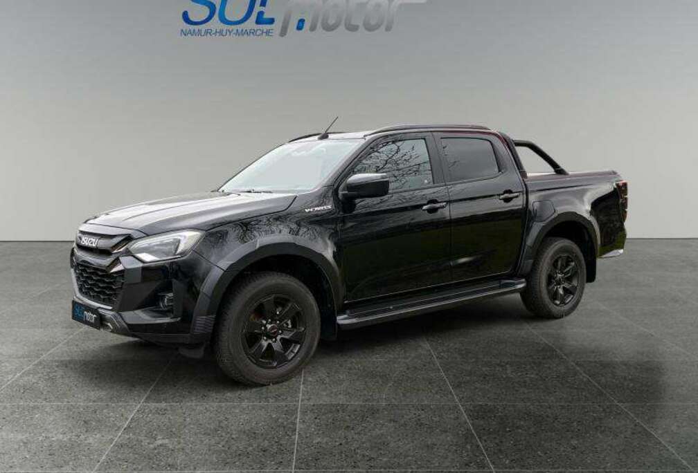 Isuzu V-cross roll cover