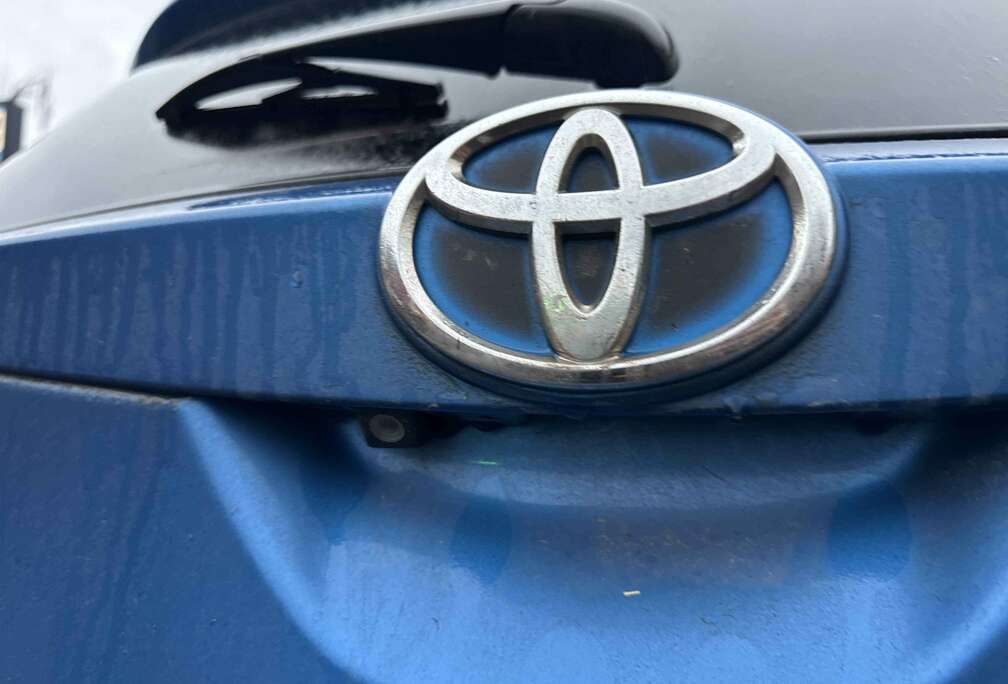 Toyota HYBRIDE