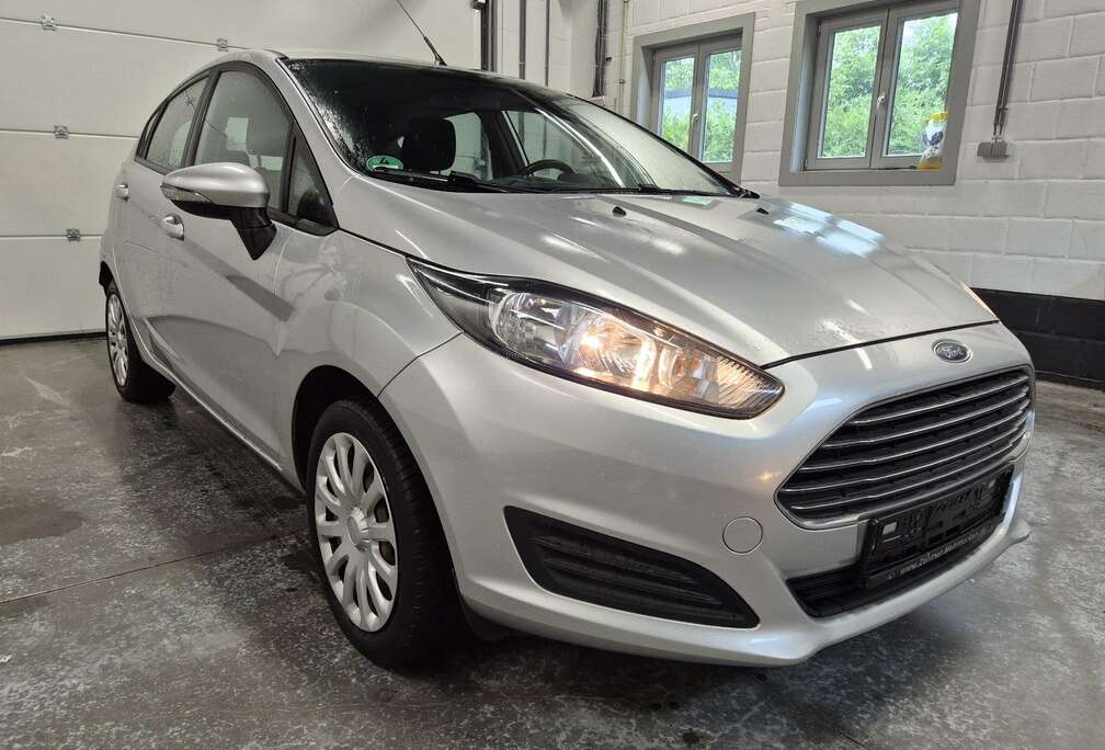 Ford 1.0 EcoBoost 125 S&S Titanium