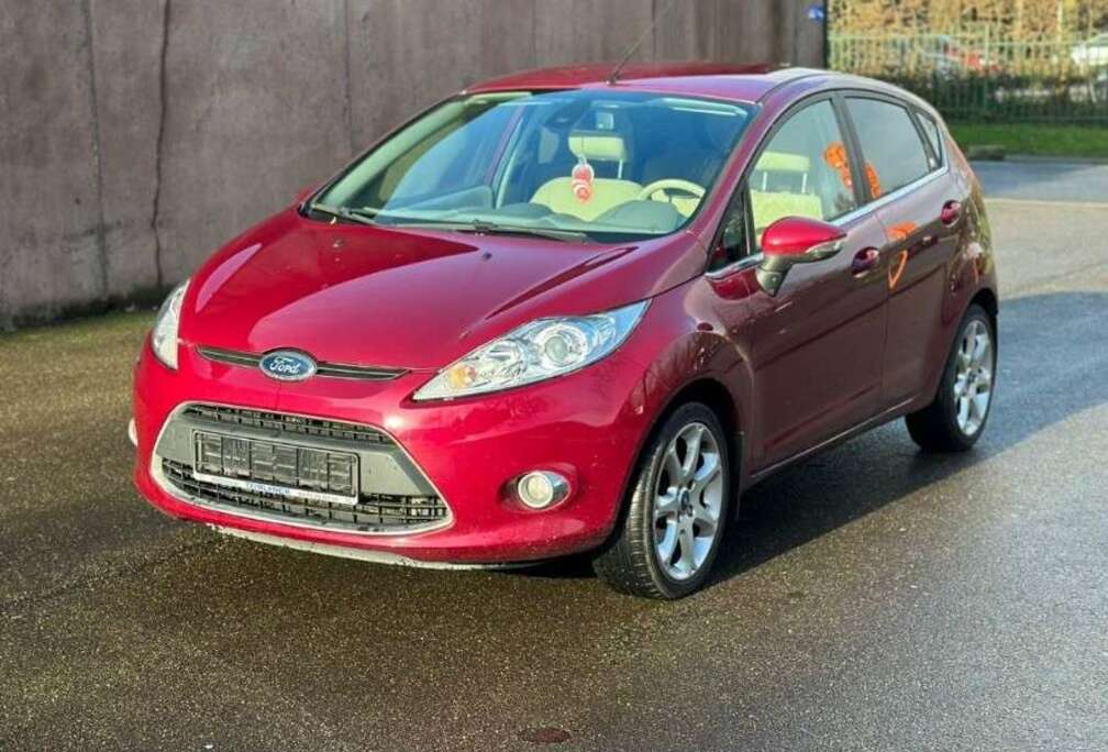 Ford 1.4i Titanium