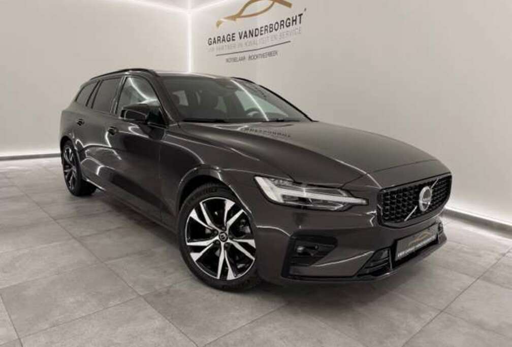 Volvo V60 PLUS DARK HYBRID BENZINE AUTOMAAT OPEN DAK