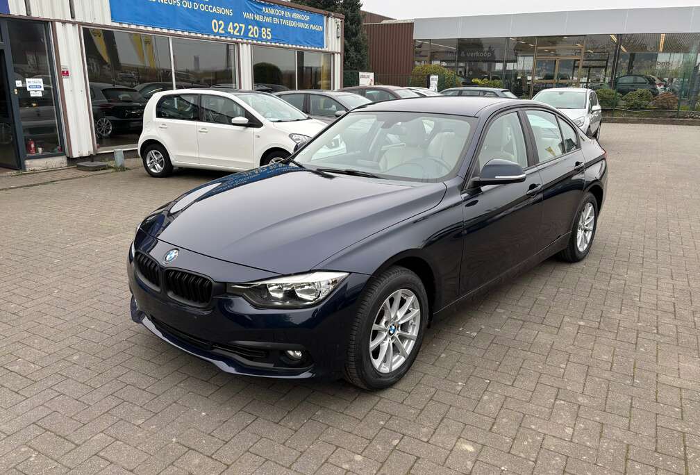 BMW 318iA CUIR CLIM BOITE AUTO