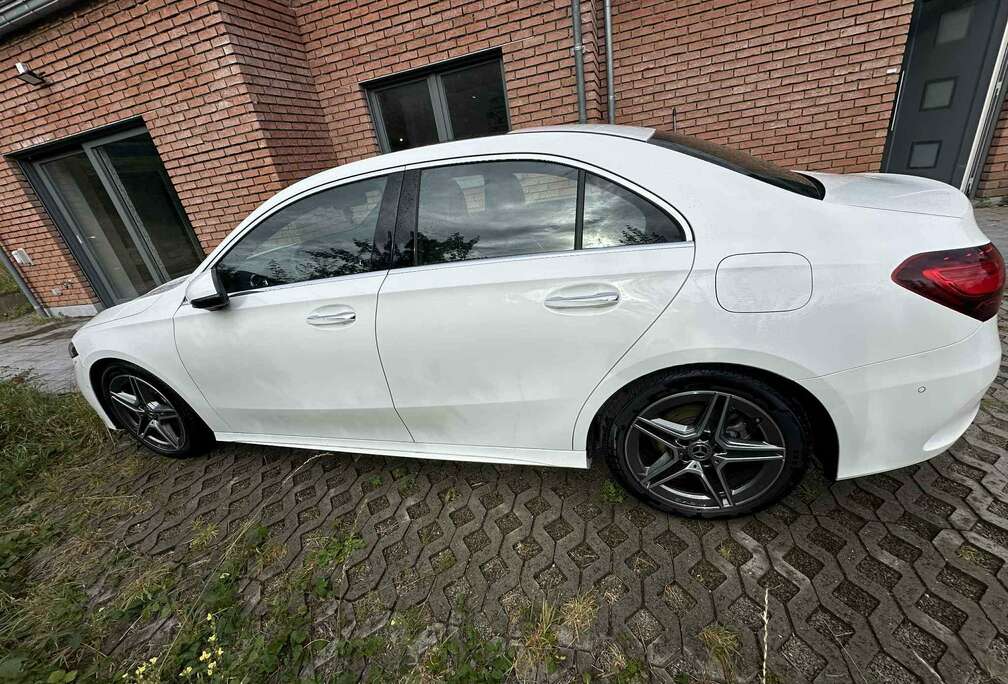 Mercedes-Benz AMG Line