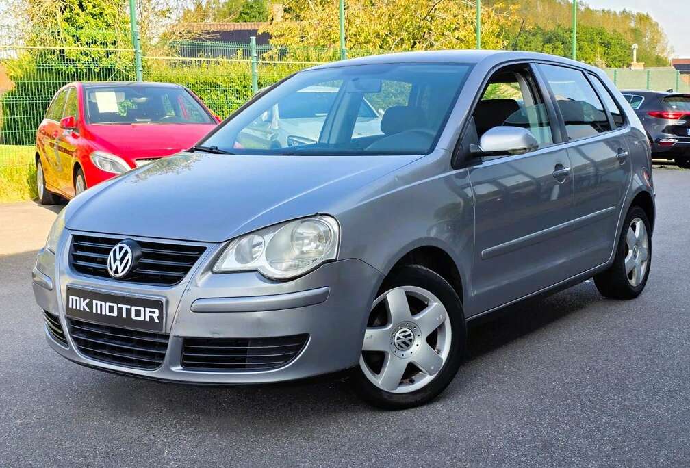 Volkswagen 1.2 ESSENCE 64CV - 5 PORTES