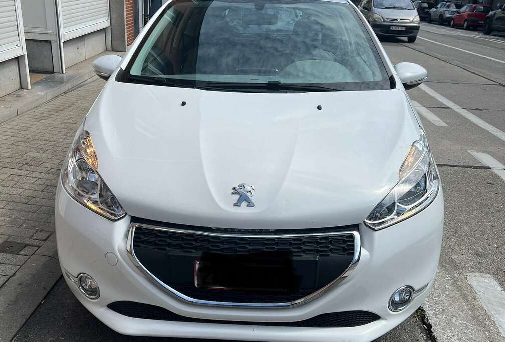 Peugeot 208 82 VTI Active