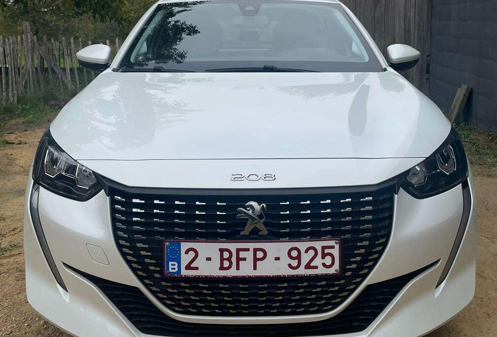 Peugeot 208 PureTech 100 EAT8 Allure