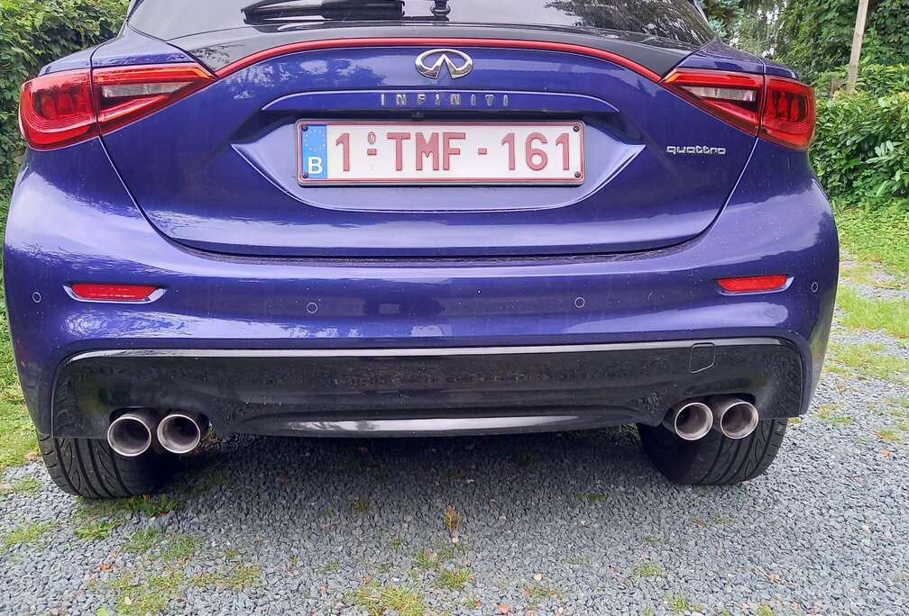 Infiniti Q30 2.2d AWD Luxe Tech DCT
