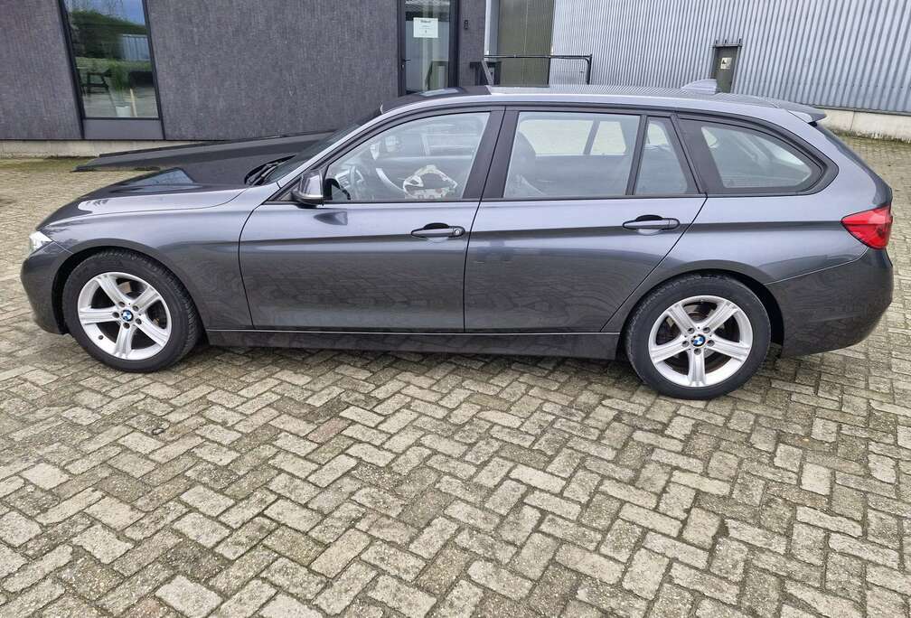 BMW 318d Touring Aut.