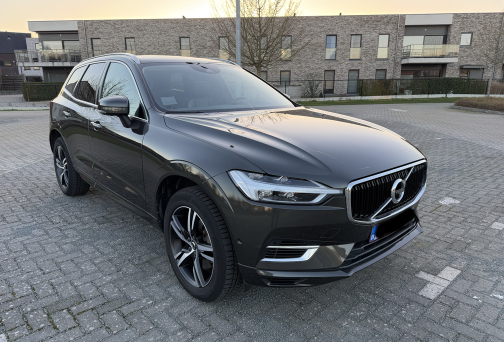 Volvo XC60 2.0 T8 TE AWD PHEV Momentum Pro Gear.