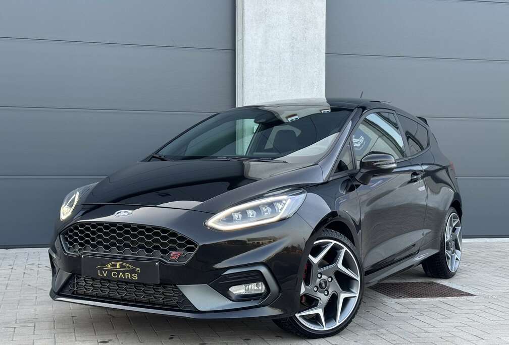 Ford ST 1.5 EcoBoost PERFORMANCE / B&O / PANO /