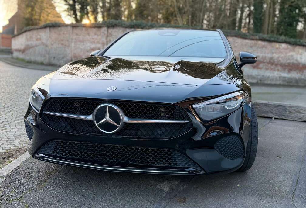 Mercedes-Benz A 180 Luxury Line