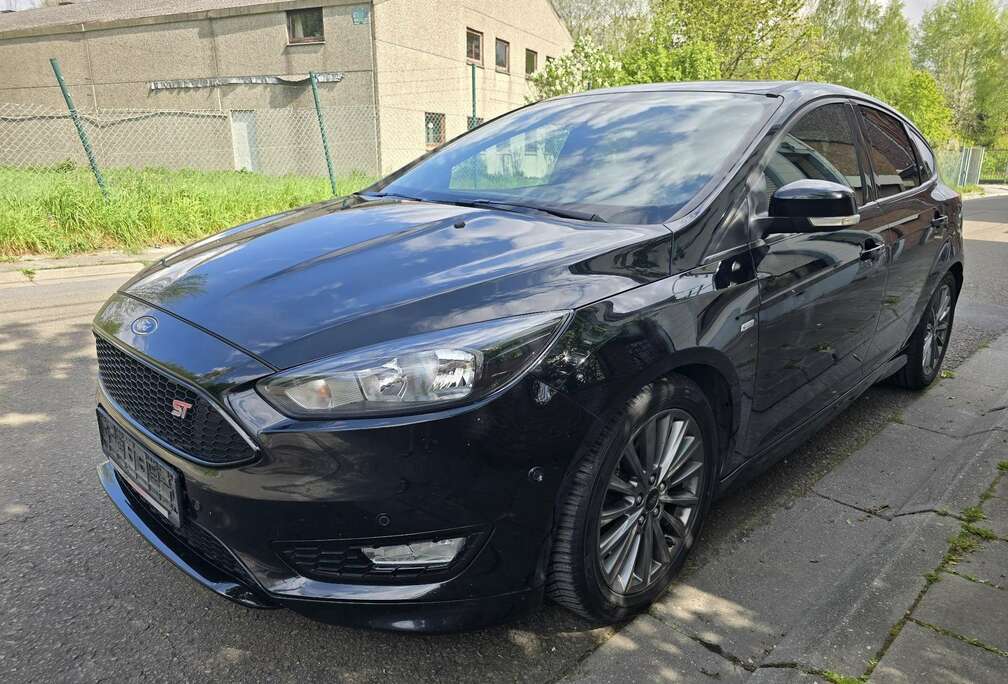 Ford 1.0 ST Line Gps Clim *Etat Neuve*