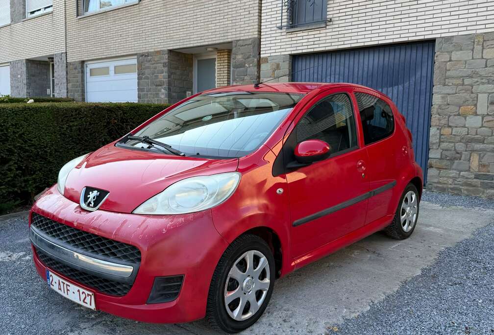 Peugeot 1.0 Essence