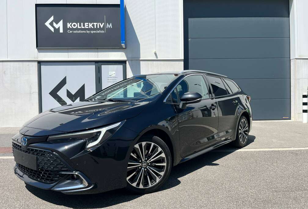 Toyota TS 1.8 Hybrid 140pk / Adaptieve Cruise C. / Camera / CarPlay / Dodehoek / Garantie