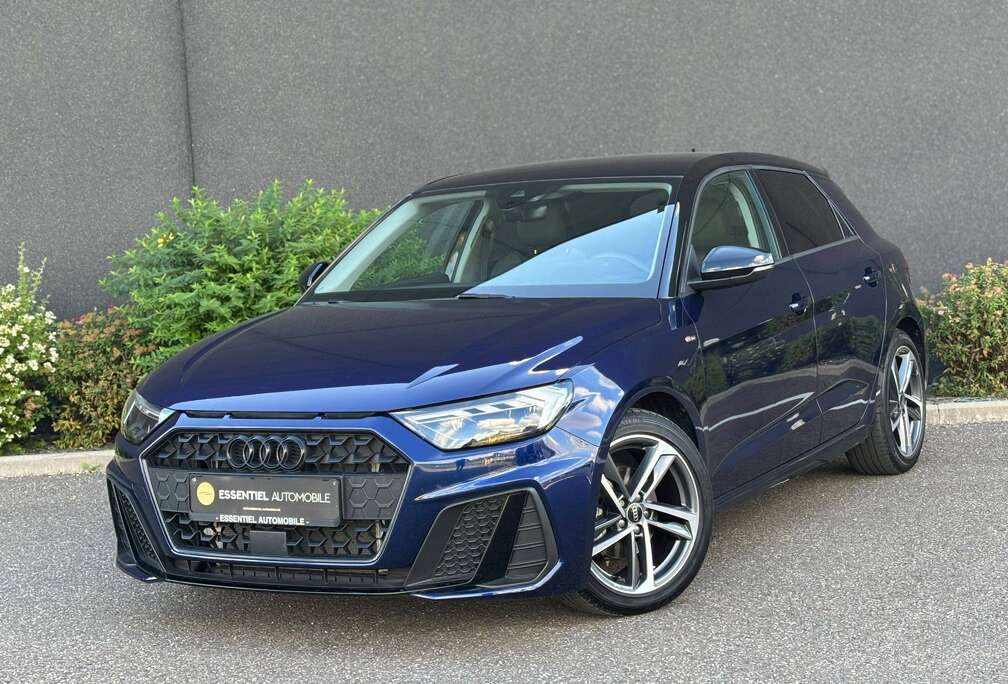 Audi Sportback 30 TFSI S line / Black Pack / LED / Apple CarPlay