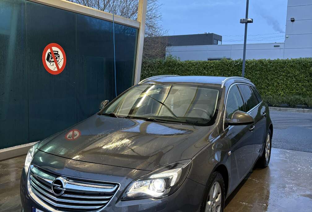 Opel 2.0 CDTI Sports Tourer Aut. Edition