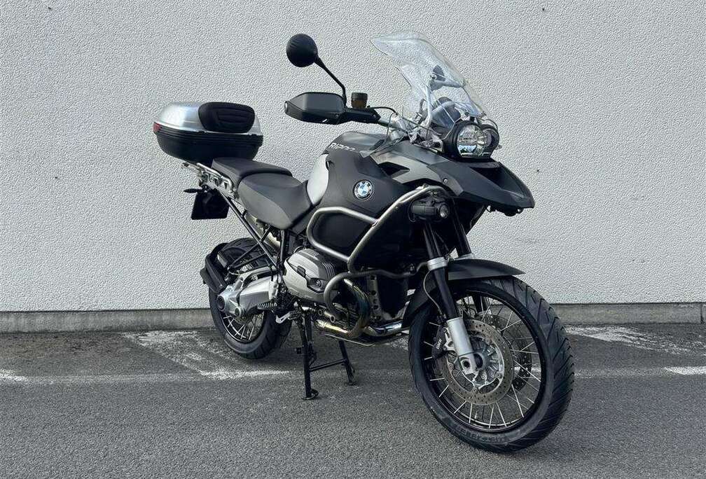 BMW 0