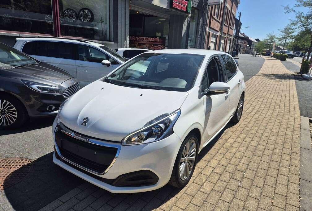 Peugeot 208 1.5 BlueHDi Active 74KW 100CH GARANTIE 1AN ANDROID AUTO&APPLE CAR PLAY