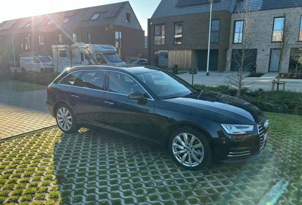 Audi A4 Avant 2.0 TFSI ultra Design S tronic