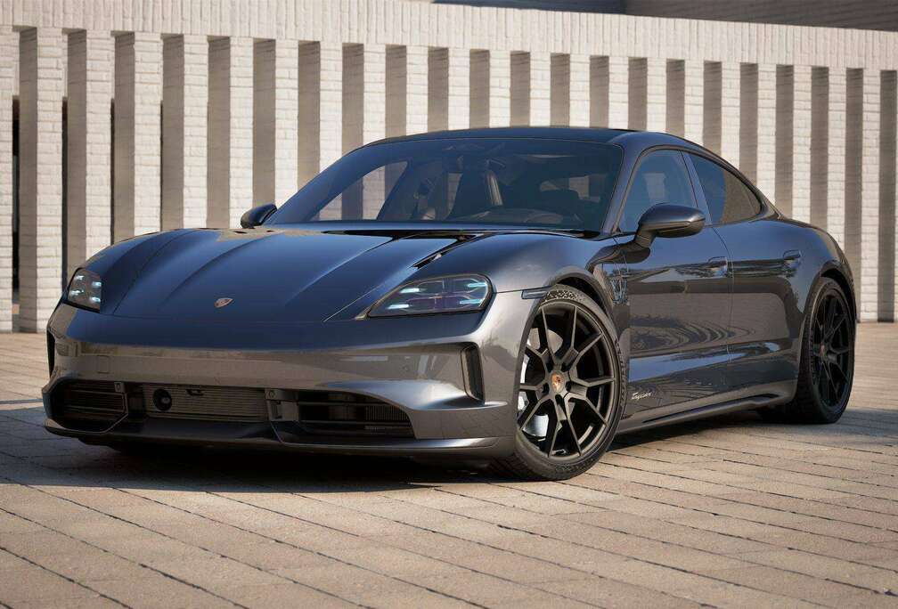 Porsche FACELIFT BATT+/SPORTDESIGN/PANO/AIR/21\