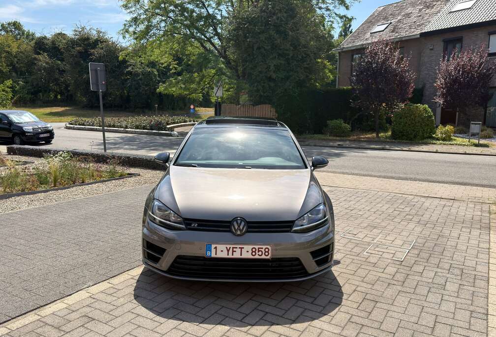 Volkswagen 7R 2.0 TSI 4Motion DSG