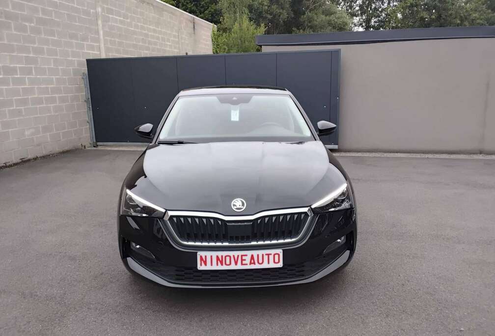 Skoda 1.0 TSI Ambition  CARPLAY  TREKHAAK PARKHULP ACHTER BLUETOOTH  *74000KM*