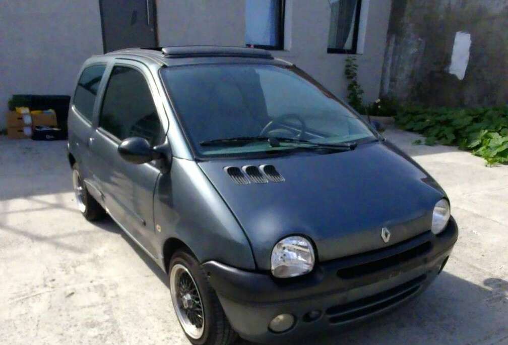 Renault 1.2i 16v Hélios / Toit panoramique (75ch)