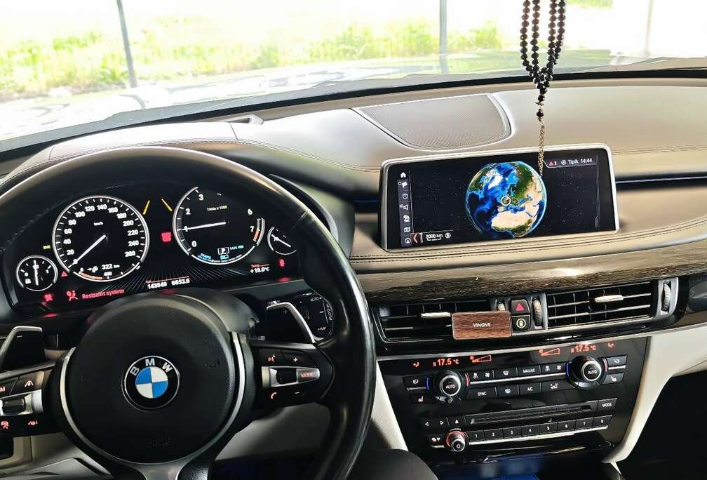 BMW xDrive40e