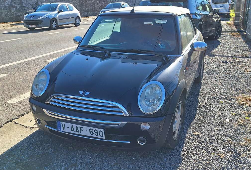 MINI Mini Cabriolet 1.6i 16v Cooper