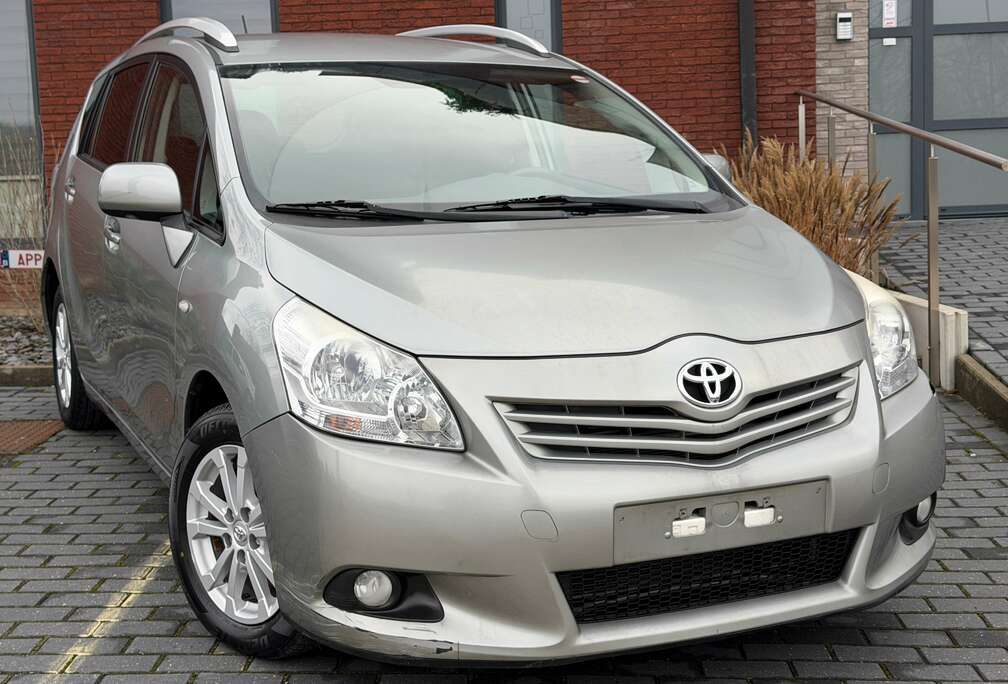 Toyota ( 65.053Km ) 7 Places ( 1er propriétaire ) 2.0D