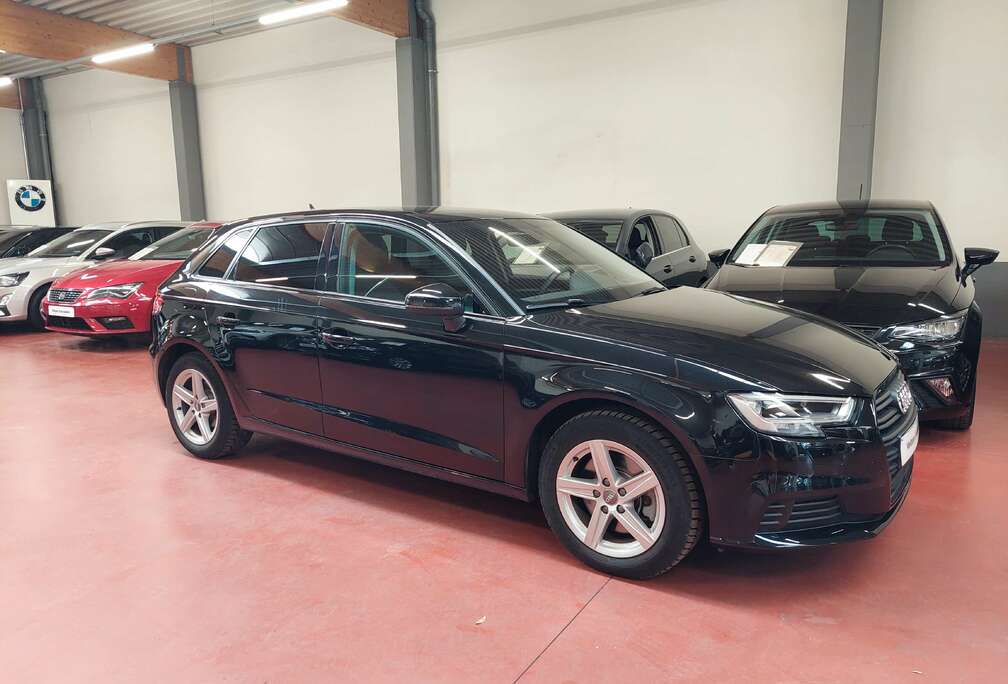 Audi 2.0 TDi + TOIT PANO + MTRX LED + CUIR + VIRTUAL