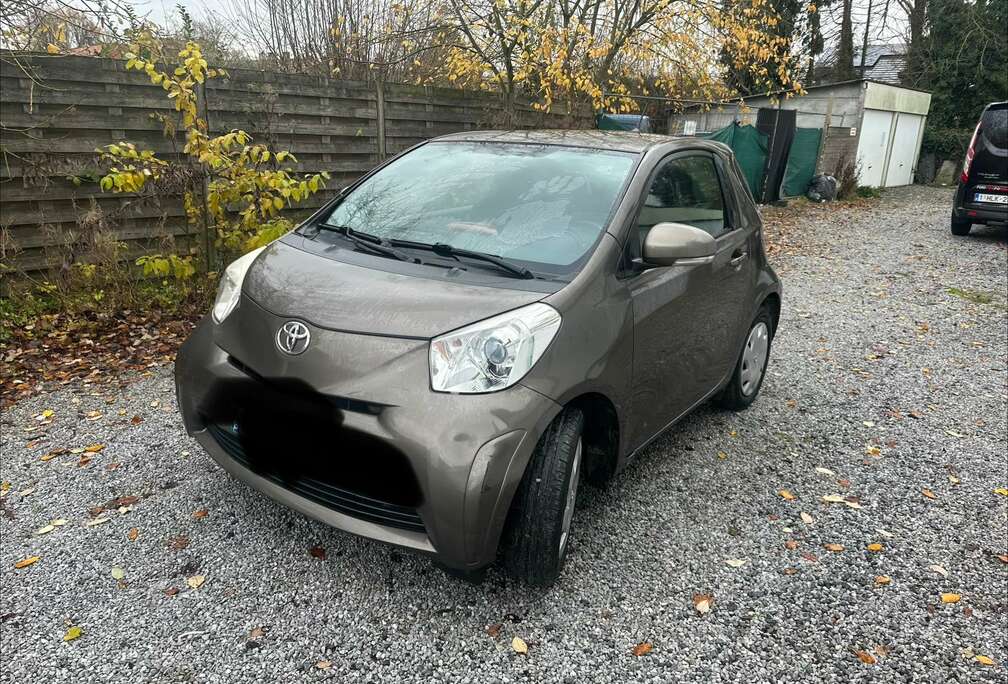 Toyota iQ 1.33i VVT-i Premium