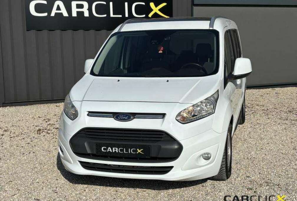 Ford Titanium Long Transit Pano