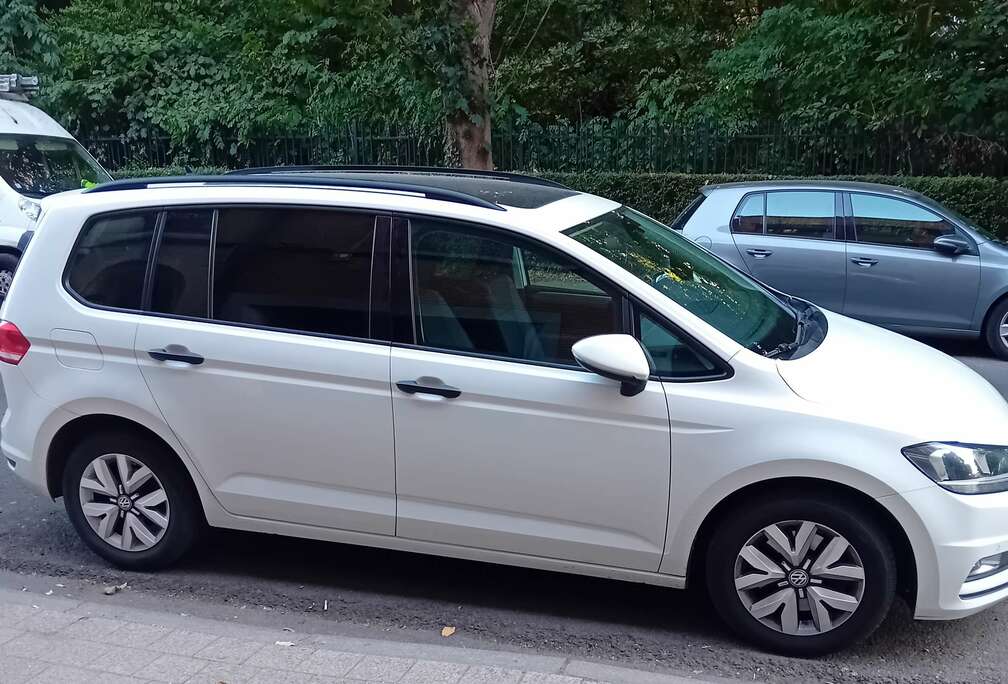 Volkswagen Touran 1.6 TDi SCR Trendline