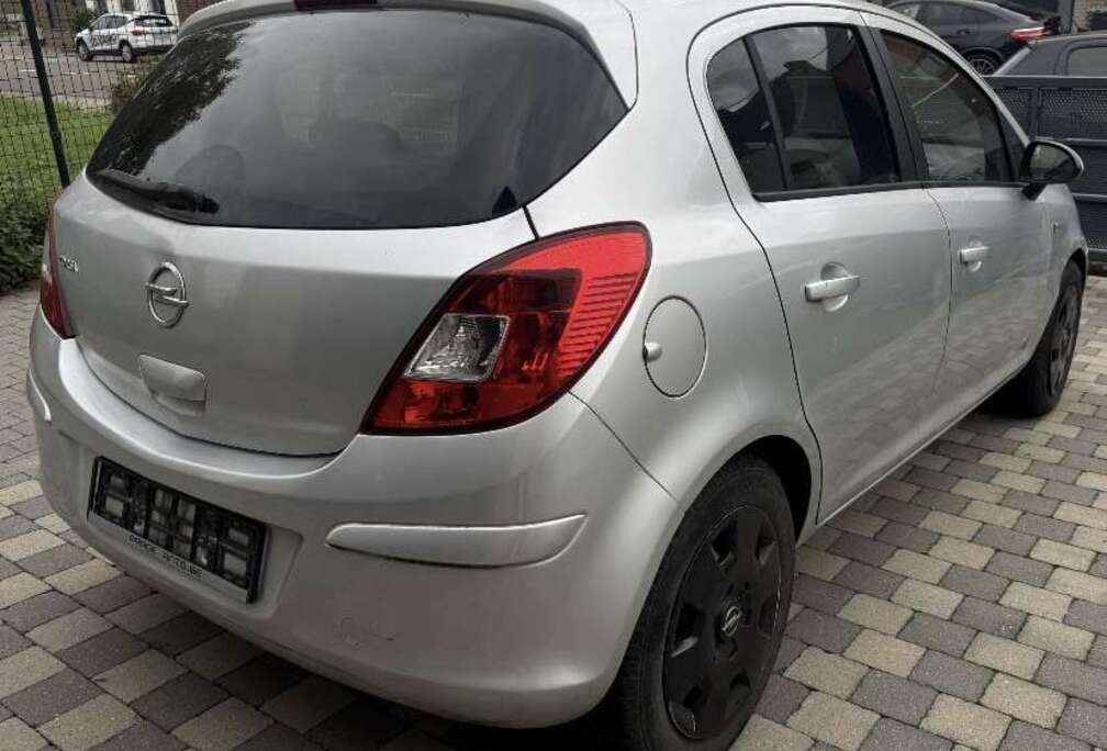 Opel 1.2 Corsa D 16V Enjoy (Touch & Connect) 2014